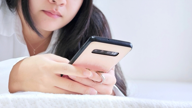 仕事と結婚の両立に悩む女性が増えている背景